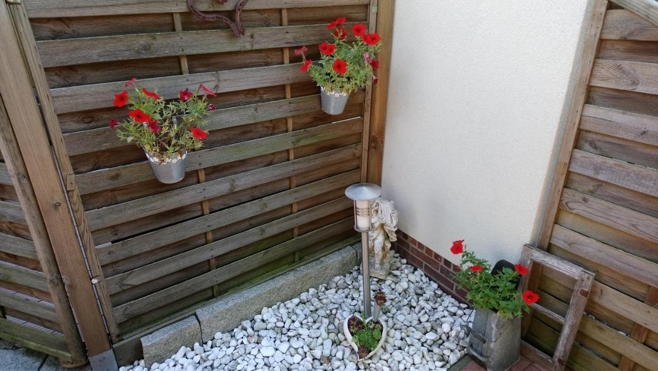 Private Zimmer Bei Der Weser-Ems-Halle Oldenburg Exterior foto